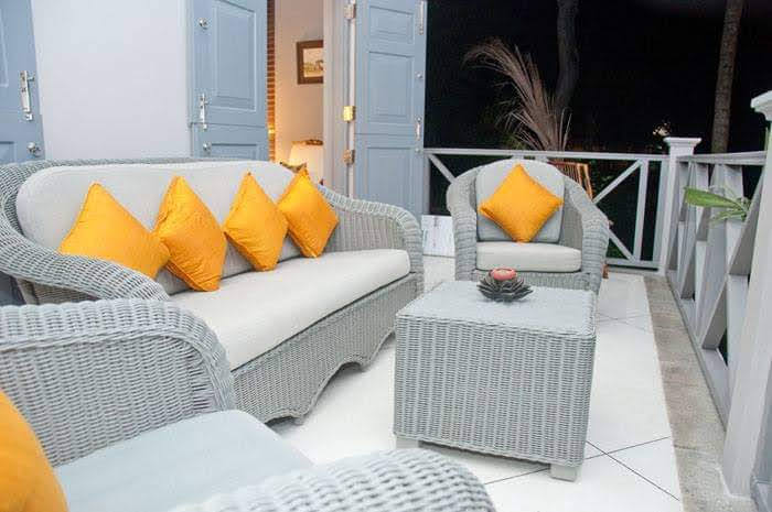 Balcony space with calming lake breezes